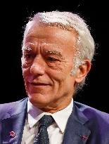 Medef Colloque Pensez Entreprise De Demain - Paris