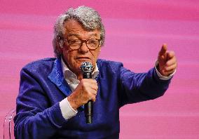 Medef Colloque Pensez Entreprise De Demain - Paris