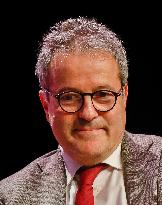 Medef Colloque Pensez Entreprise De Demain - Paris