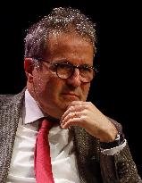 Medef Colloque Pensez Entreprise De Demain - Paris