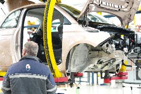 Stellantis Production Line for Fiat 500 Hybrid - Turin