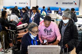 Thanksgiving expected to bring busy air travel