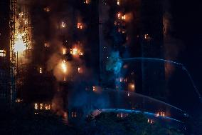 At Least 4 Dead and 3 Injured in Building Fire - Hong Kong