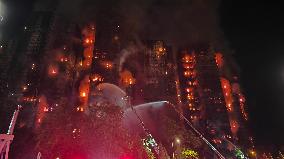 At Least 4 Dead and 3 Injured in Building Fire - Hong Kong