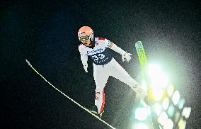 SKI JUMPING WORLD CUP LARGE HILL