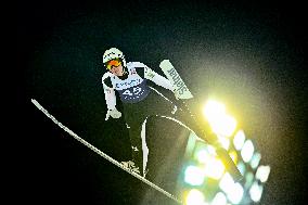 SKI JUMPING WORLD CUP LARGE HILL