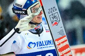 SKI JUMPING WORLD CUP LARGE HILL