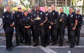 2025 Thanks & Giving On Skid Row - LA