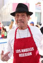 2025 Thanks & Giving On Skid Row - LA