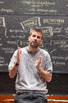 Gerard Piqué teaches two classes at Harvard's prestigious MBA in Boston
