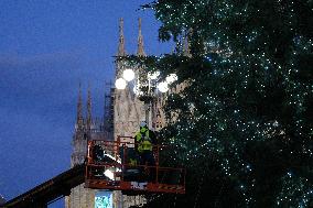 Christmas Tree Lights Up in Milan - Italy