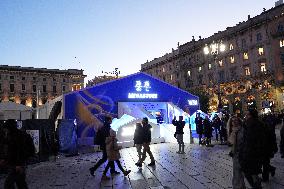 Christmas Tree Lights Up in Milan - Italy