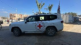 Red Cross Receives Bodies From Israel - Khan Younis