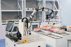 Robot Chemist - China