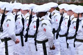 Macron Visits The 27th Mountain Infantry Brigade - Varces