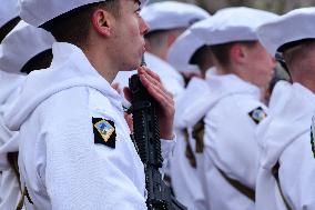Macron Visits The 27th Mountain Infantry Brigade - Varces