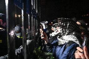 Leiden University Occupation - Leiden