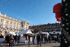 Christmas Market At Place Du Capitole - Toulouse