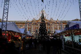 Christmas Market At Place Du Capitole - Toulouse