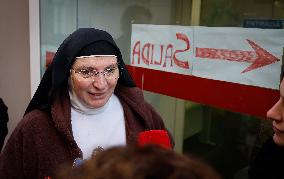 Former Abbess of Belorado Arrested for Irregular Sale of Works of Art - Spain