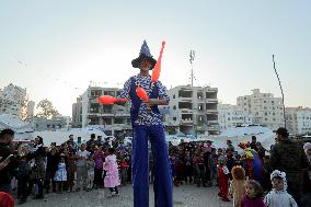 Recreational Event For Palestinian Children in Rashad Al Shawwa - Gaza