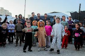 Recreational Event For Palestinian Children in Rashad Al Shawwa - Gaza