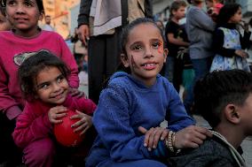 Recreational Event For Palestinian Children in Rashad Al Shawwa - Gaza