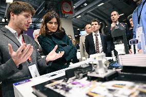 Alice Rufo visits Defence Innovation Forum - FID in Paris FA