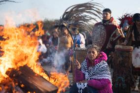 Indigenous People Participate To Sunrise Ceremony - USA