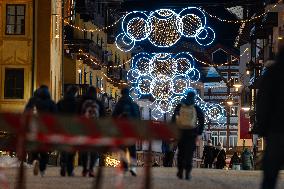 New Olympic Christmas Decorations In Cortina - Italy
