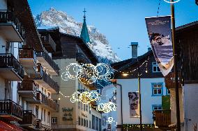 New Olympic Christmas Decorations In Cortina - Italy