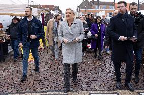 Marine Le Pen At Carvin Market for RN 2026 Municipal Campaign - Hauts-de-France