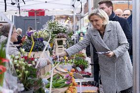 Marine Le Pen At Carvin Market for RN 2026 Municipal Campaign - Hauts-de-France