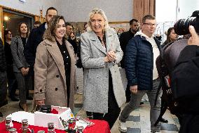 Marine Le Pen at the Drocourt Christmas Market for RN 2026 Municipal Campaign - Hauts-de-France