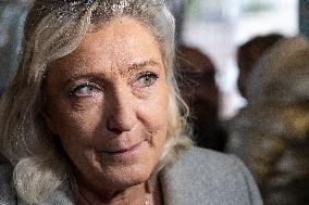 Marine Le Pen at the Drocourt Christmas Market for RN 2026 Municipal Campaign - Hauts-de-France