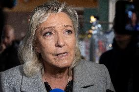 Marine Le Pen at the Drocourt Christmas Market for RN 2026 Municipal Campaign - Hauts-de-France