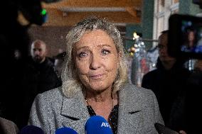 Marine Le Pen at the Drocourt Christmas Market for RN 2026 Municipal Campaign - Hauts-de-France
