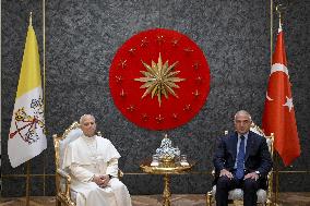 Pope Leo XIV Leaves Istanbul For Beirut - Turkey