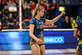 VOLLEY - Serie A1 Femminile - Wash4green Monviso Volley vs Megabox Ond. Savio Vallefoglia