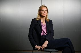 Agnes Evren On Dimanche En Politique - Paris