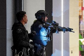 Three Injured in Shooting at Valley Fair Mall - California