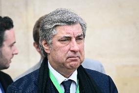 Emmanuel Macron welcomes Volodymyr Zelensky at the Elysee FA