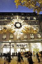 Illustration - Christmas in Paris