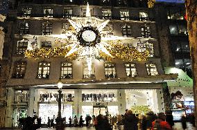 Illustration - Christmas in Paris