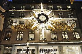 Illustration - Christmas in Paris