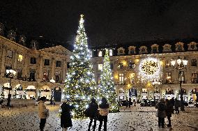 Illustration - Christmas in Paris