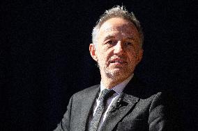 Debate between Emmanuel Gregoire and Pierre-Yves Bournazel - Paris