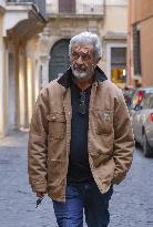 Mel Gibson Out - Rome