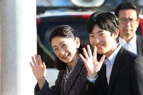 Crown princess, prince visit Izu Oshima Island