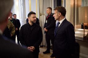Zelensky Held a Joint Phone Call with European Leaders and the NATO Secretary General - Paris